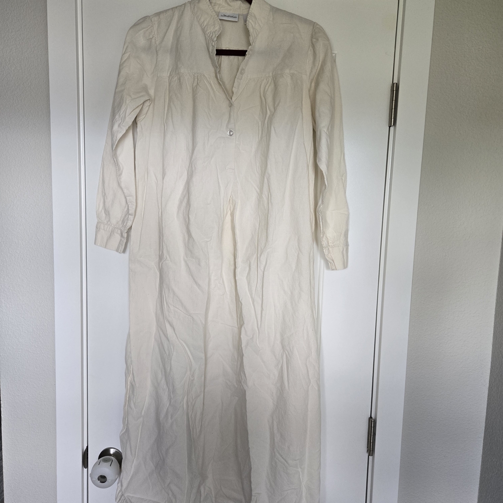 The Vermont Country Store Cream Cotton Dress